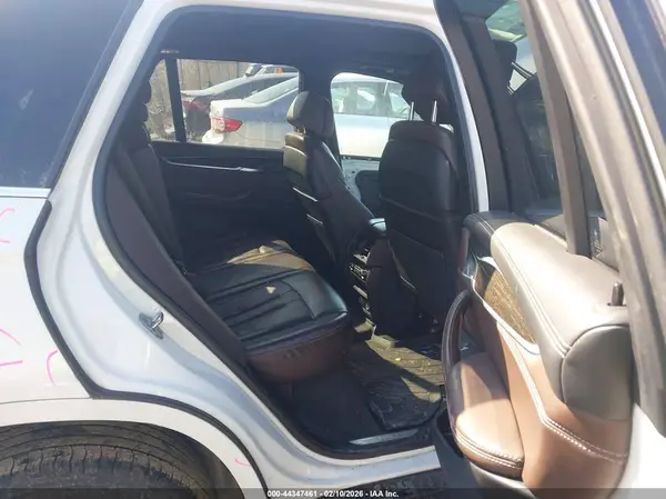 5UXKR0C51JL073513 2018 BMW X5 - Image 8