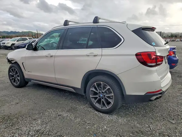 5UXKR0C51JL075004 2018 BMW X5 - Image 2