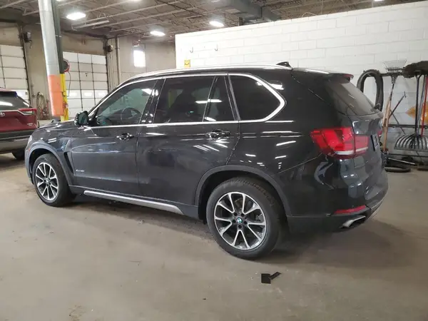 5UXKR0C51JL077030 2018 BMW X5 - Image 2