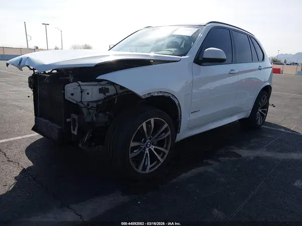 5UXKR0C52G0P20530 2016 BMW X5 - Image 2