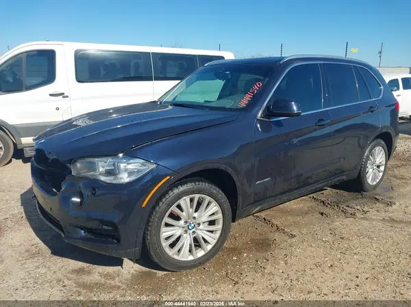 5UXKR0C52G0P23637 2016 BMW X5 - Image 2