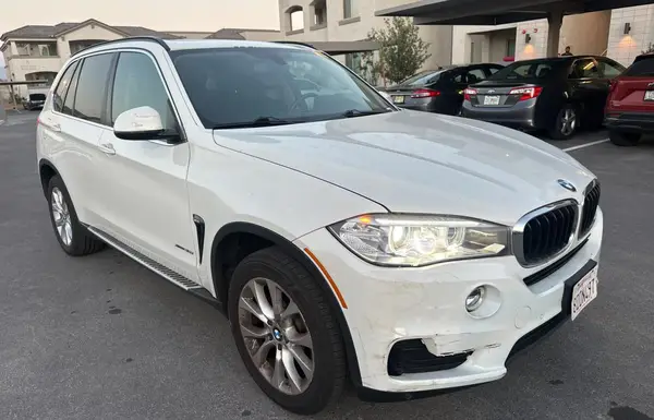 5UXKR0C52G0P25629 2016 BMW X5 - Image 1