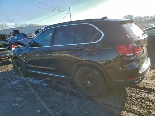 5UXKR0C52G0P25940 2016 BMW X5 - Image 2