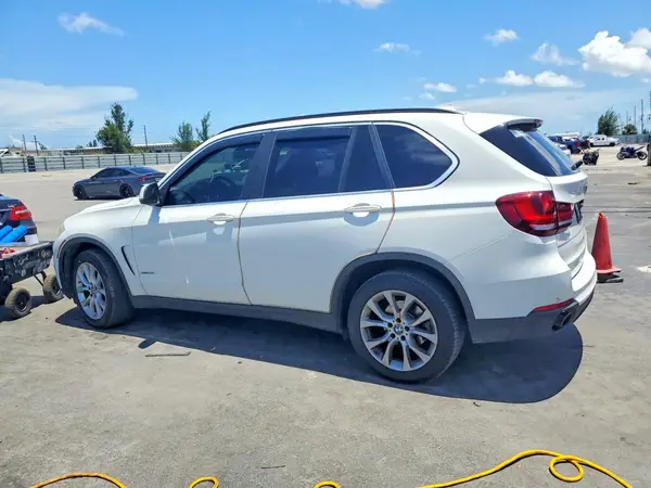 5UXKR0C52G0P26232 2016 BMW X5 - Image 2