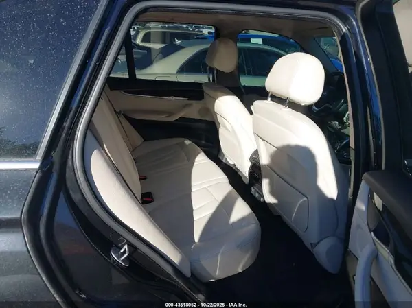 5UXKR0C52G0P26585 2016 BMW X5 - Image 8