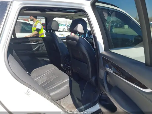 5UXKR0C52G0P28935 2016 BMW X5 - Image 8