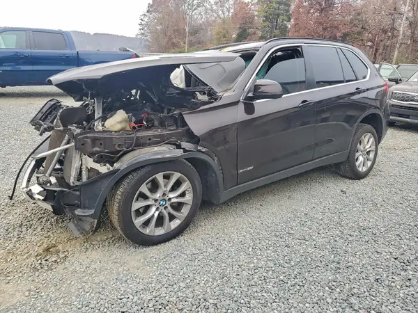5UXKR0C52G0P29339 2016 BMW X5 - Image 1