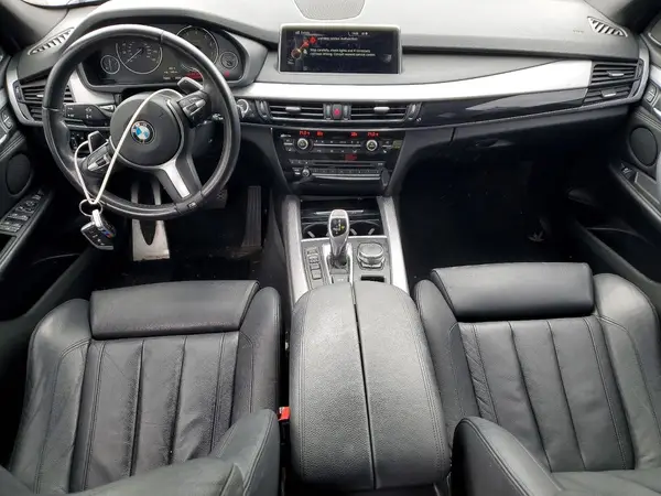 5UXKR0C52G0P33956 2016 BMW X5 - Image 8