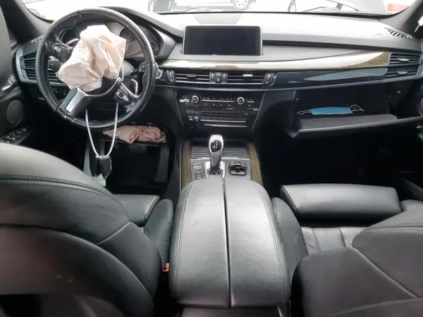 5UXKR0C52G0S89610 2016 BMW X5 - Image 8