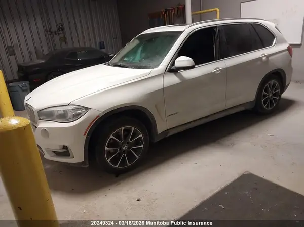 5UXKR0C52G0U10152 2016 BMW X5 - Image 2