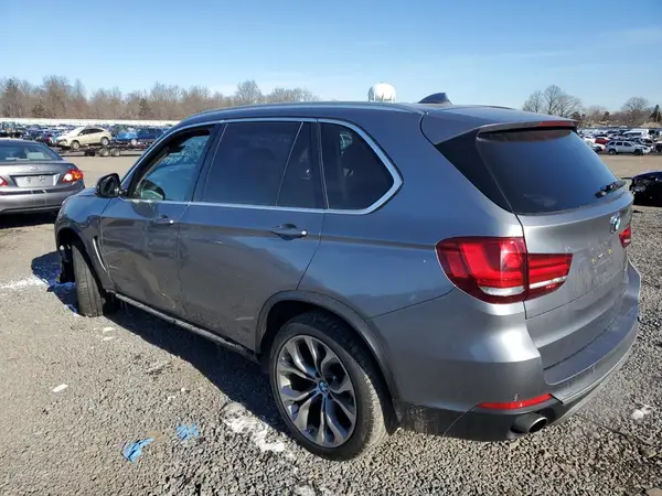 5UXKR0C52G0U10362 2016 BMW X5 - Image 2