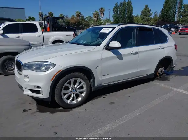 5UXKR0C52G0U12547 2016 BMW X5 - Image 2