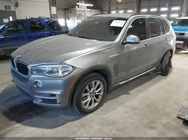 5UXKR0C52G0U48058 2016 BMW X5 - Image 2