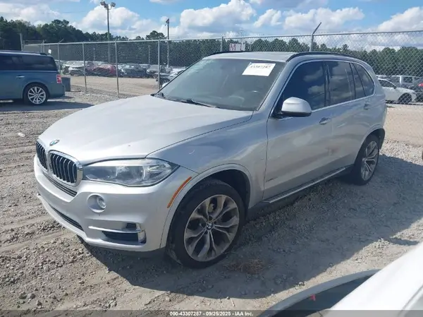 5UXKR0C52G0U49727 2016 BMW X5 - Image 2