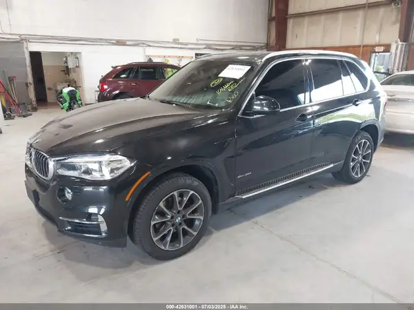 5UXKR0C52H0U49812 2017 BMW X5 - Image 2