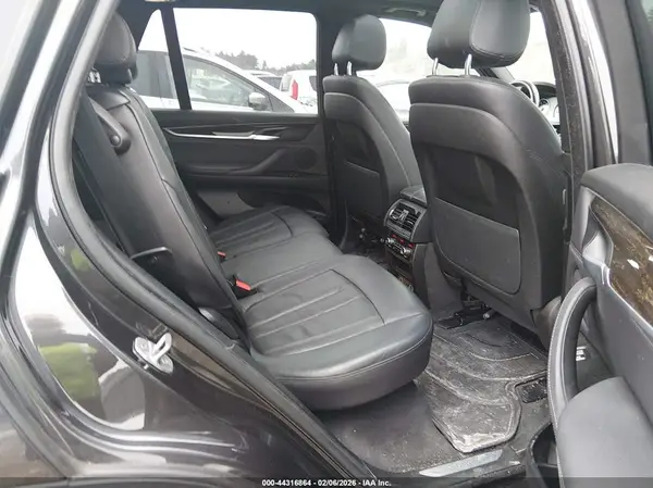 5UXKR0C52J0X85059 2018 BMW X5 - Image 8