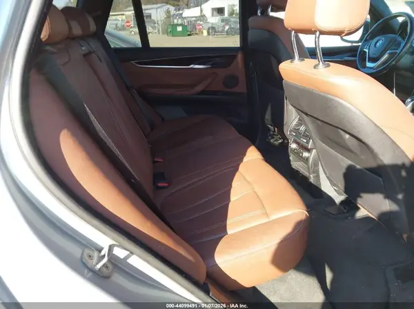 5UXKR0C52J0X86745 2018 BMW X5 - Image 8