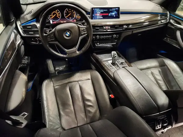 5UXKR0C52J0X90231 2018 BMW X5 - Image 8
