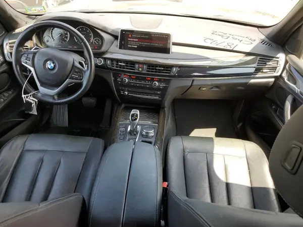 5UXKR0C52J0X90875 2018 BMW X5 - Image 8