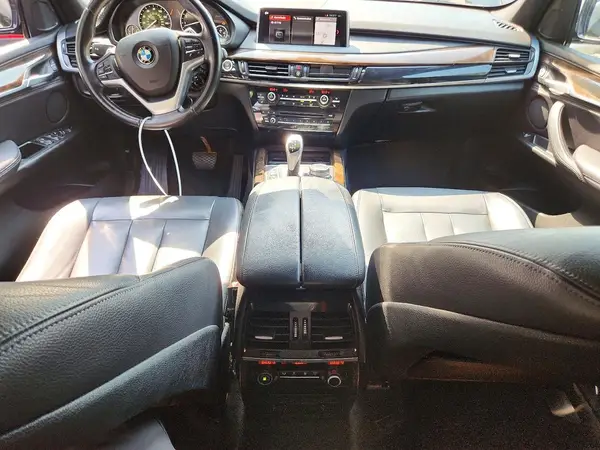 5UXKR0C52J0X92187 2018 BMW X5 - Image 8