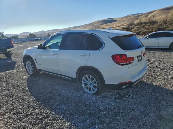 5UXKR0C52J0X95297 2018 BMW X5 - Image 2
