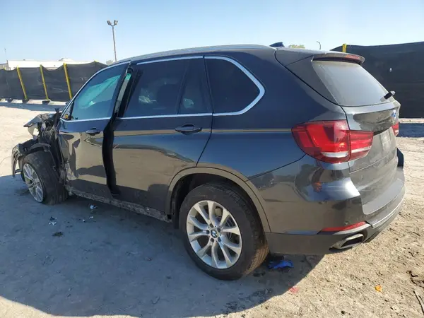 5UXKR0C52J0X97647 2018 BMW X5 - Image 2