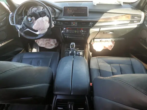 5UXKR0C52J0X97647 2018 BMW X5 - Image 8