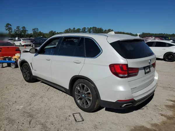 5UXKR0C52J0X97860 2018 BMW X5 - Image 2