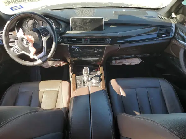 5UXKR0C52J0X97860 2018 BMW X5 - Image 8