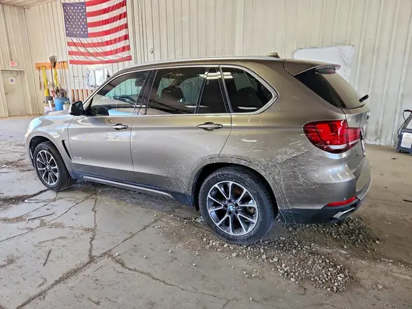 5UXKR0C52J0X98264 2018 BMW X5 - Image 2