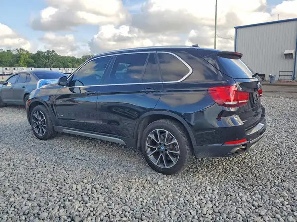 5UXKR0C52J0X99477 2018 BMW X5 - Image 2