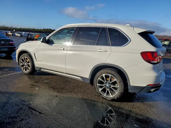 5UXKR0C52J0Y00501 2018 BMW X5 - Image 2