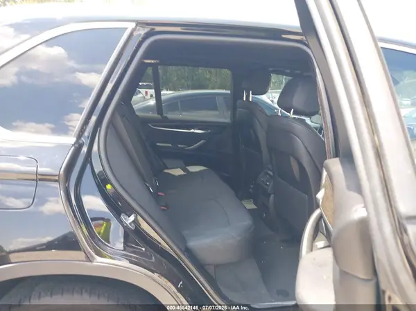 5UXKR0C52J0Y01051 2018 BMW X5 - Image 8