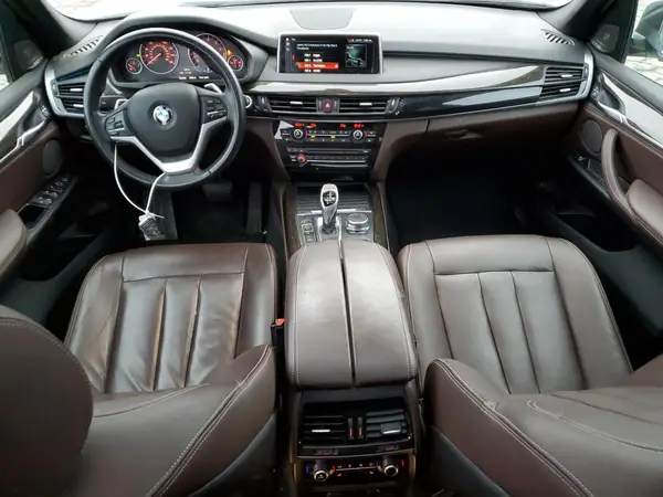 5UXKR0C52JL076856 2018 BMW X5 - Image 8