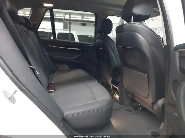 5UXKR0C53G0P25624 2016 BMW X5 - Image 8