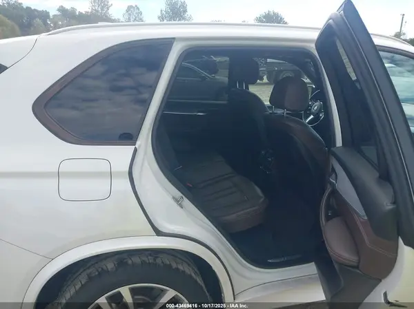 5UXKR0C53G0P25851 2016 BMW X5 - Image 8