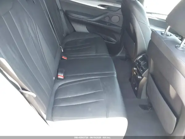 5UXKR0C53G0P30466 2016 BMW X5 - Image 8