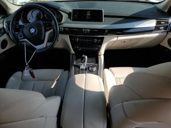 5UXKR0C53G0P32945 2016 BMW X5 - Image 8