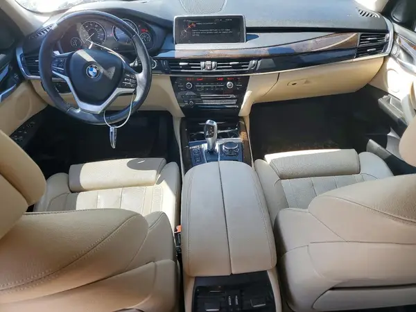 5UXKR0C53G0P33786 2016 BMW X5 - Image 8