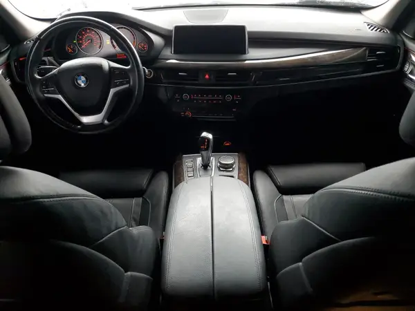 5UXKR0C53G0S90121 2016 BMW X5 - Image 8