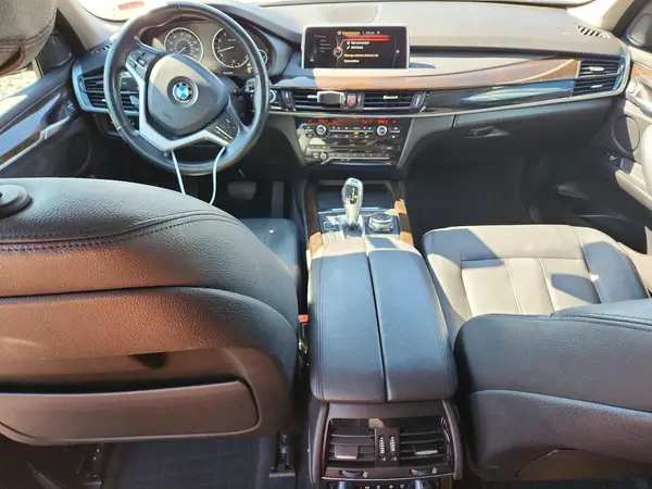5UXKR0C53G0S91608 2016 BMW X5 - Image 8