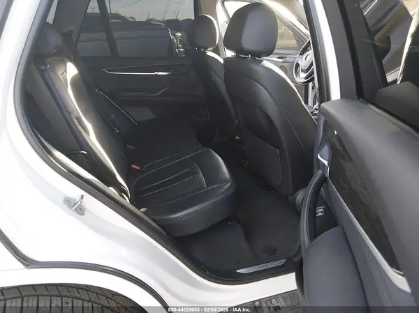 5UXKR0C53G0S92077 2016 BMW X5 - Image 8