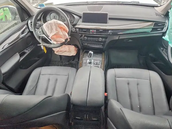 5UXKR0C53G0U11438 2016 BMW X5 - Image 8