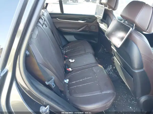 5UXKR0C53H0U53819 2017 BMW X5 - Image 8