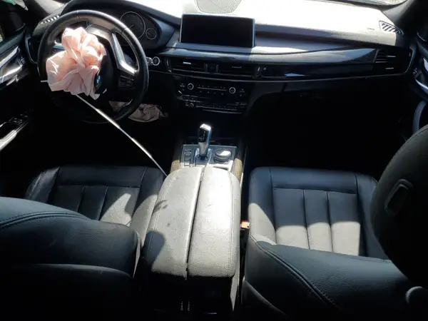 5UXKR0C53H0U54856 2017 BMW X5 - Image 8