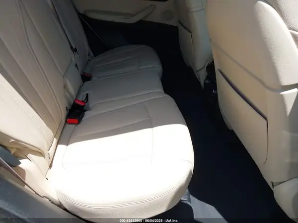 5UXKR0C53H0V49899 2017 BMW X5 - Image 8
