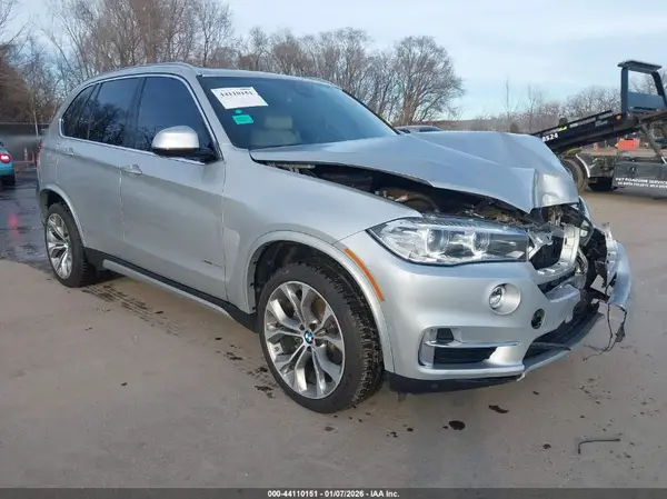 5UXKR0C53H0V65374 2017 BMW X5 - Image 1