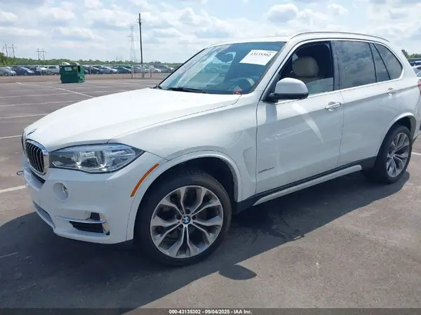 5UXKR0C53H0V65634 2017 BMW X5 - Image 2