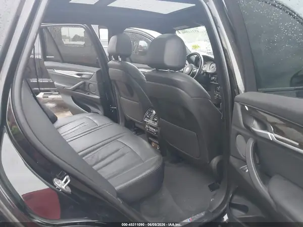 5UXKR0C53H0V67044 2017 BMW X5 - Image 8