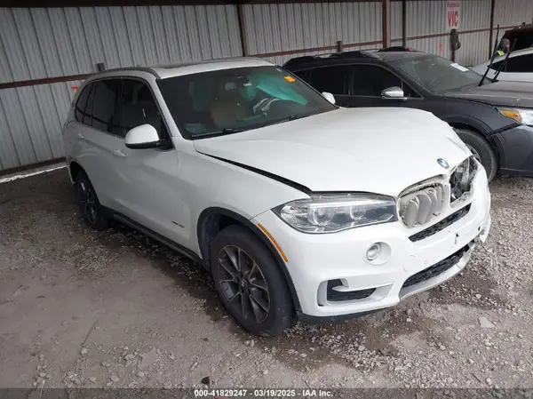 5UXKR0C53J0X85121 2018 BMW X5 - Image 1